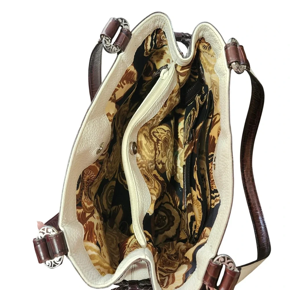 Brighton Shoulder Bag Hand Bag Medium White Brown Leather Heart Shapes Details